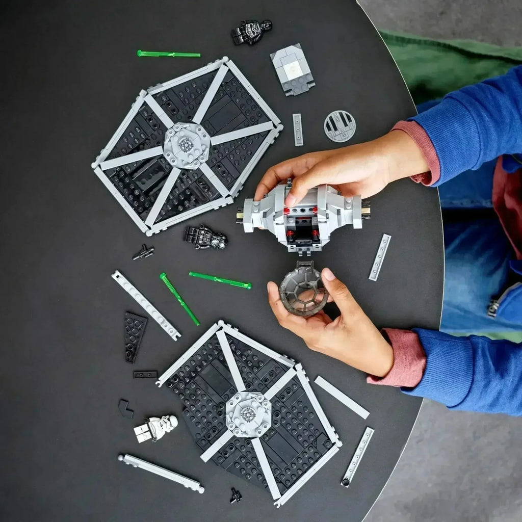 SW Tie Fighter ( 450 peças )