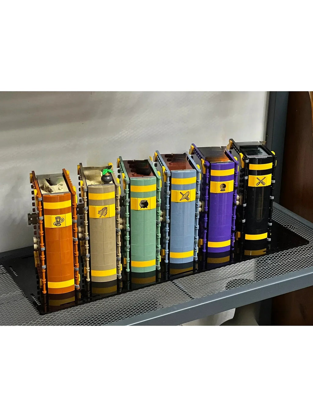 HP Coleção de 6 Livros Magico ( Corvinal, Sonserina, Grifinória, Lufa-lufa, Artes das Trevas e Feitiços Avançados )